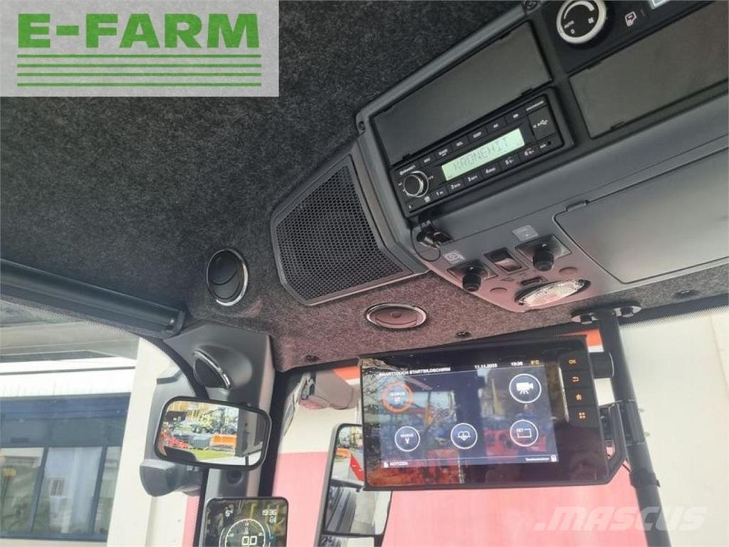 Valtra q305 Traktori