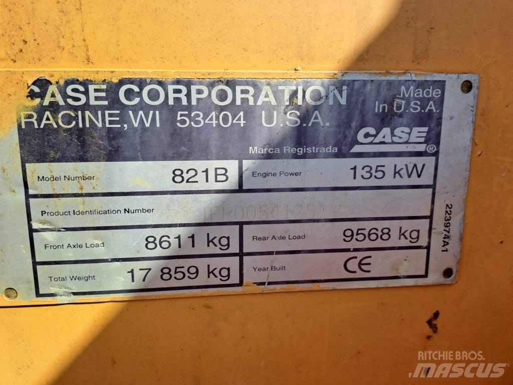 CASE 821 B Utovarivači na točkove