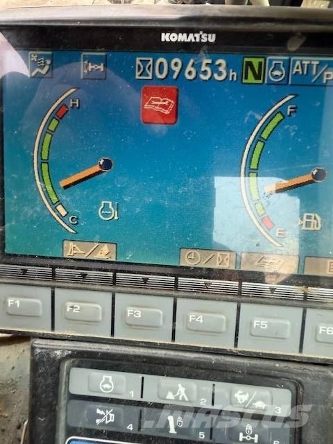 Komatsu PW 118 MR-8 Bageri točkaši