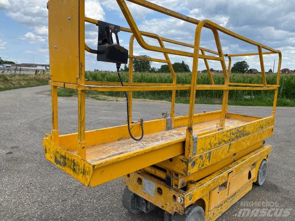 Haulotte Compact 8 Makazaste platforme