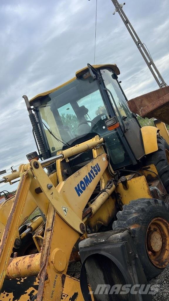 Komatsu WB 93 R Motori za građevinarstvo