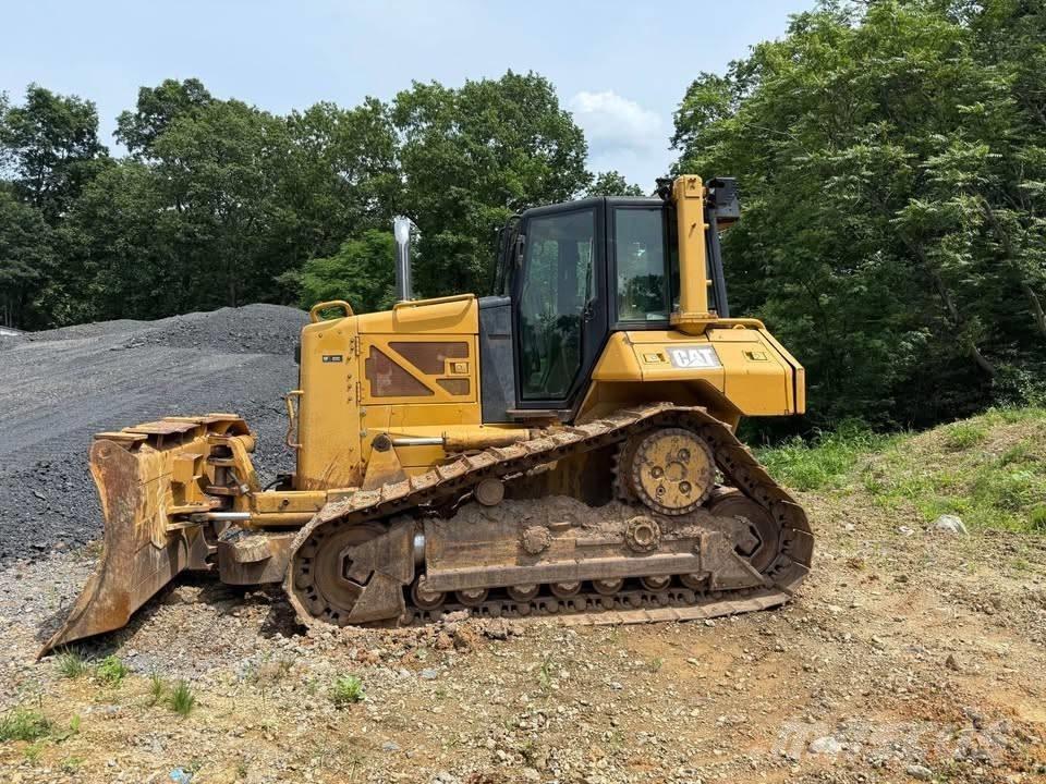 CAT D 6 N XL Buldožeri guseničari