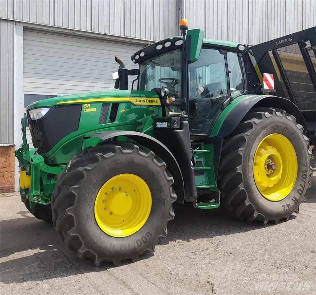 John Deere 6R 215 Traktori