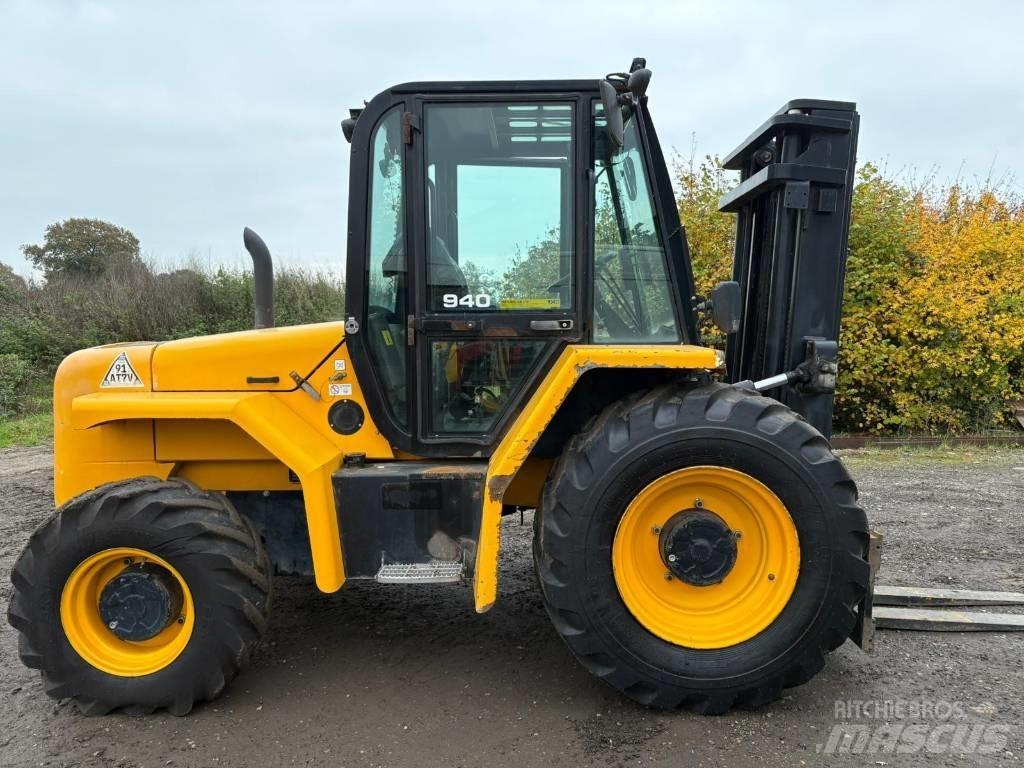 JCB 940 RT Vanterenski viljuškar