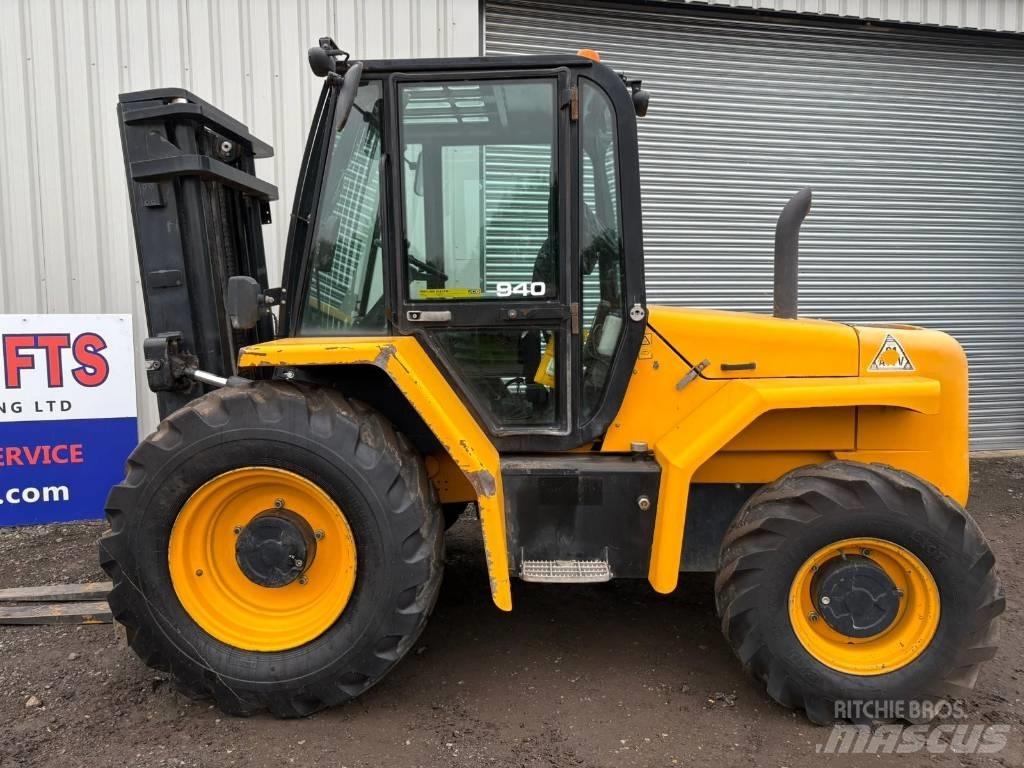 JCB 940 RT Vanterenski viljuškar