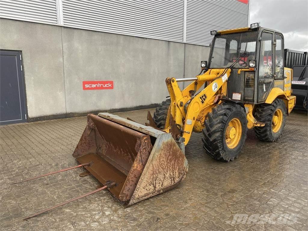 JCB 407 Višenamenski utovarivači