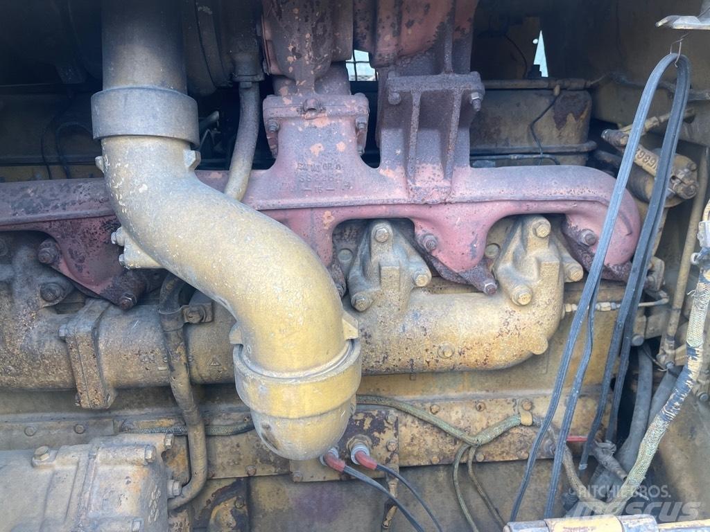 CAT D 8 K Buldožeri guseničari