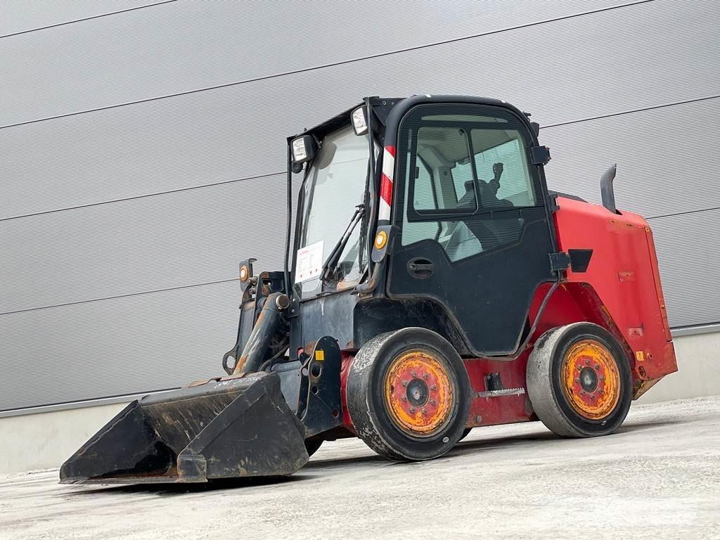 JCB R260 Skideri