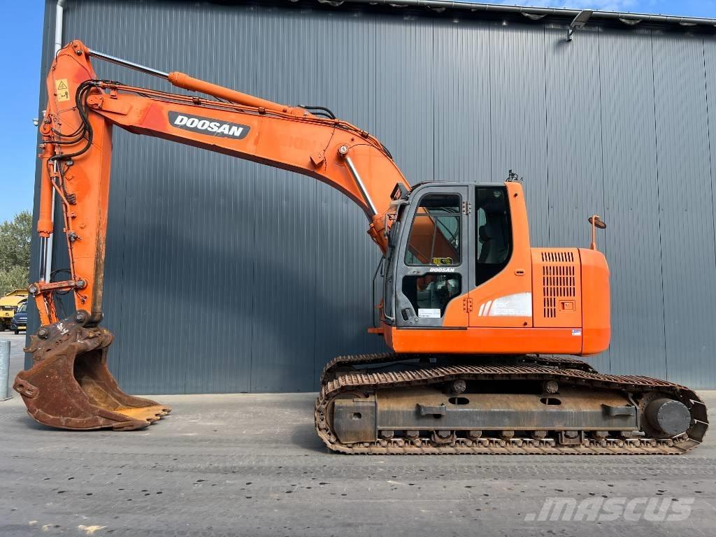 Doosan DX235LCR Bageri guseničari