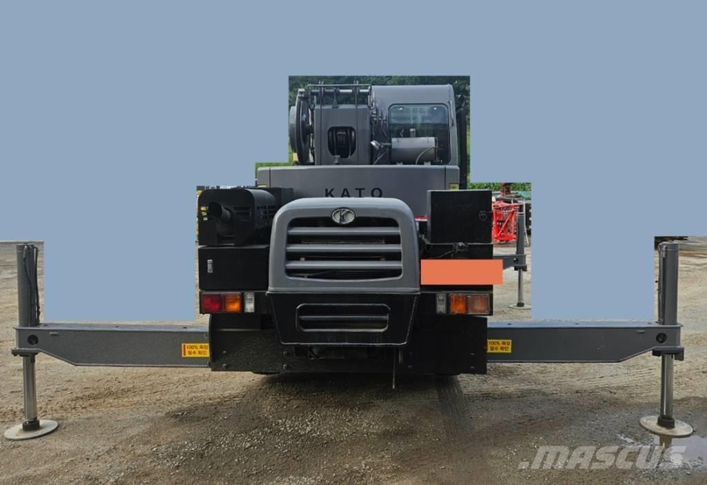 Kato KRM-13H-2 Polovne dizalice za sve terene