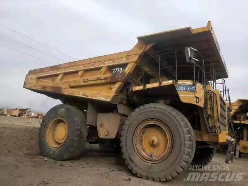 CAT 777 D Kruti damperi