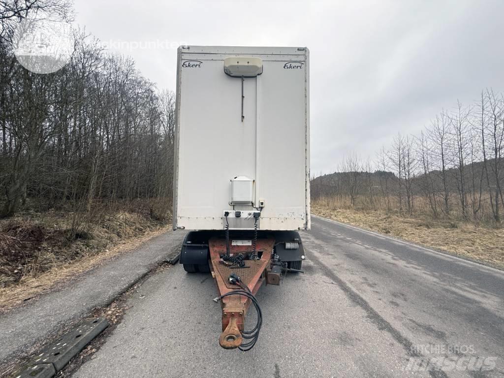 Ekeri L3 Sanduk poluprikolice