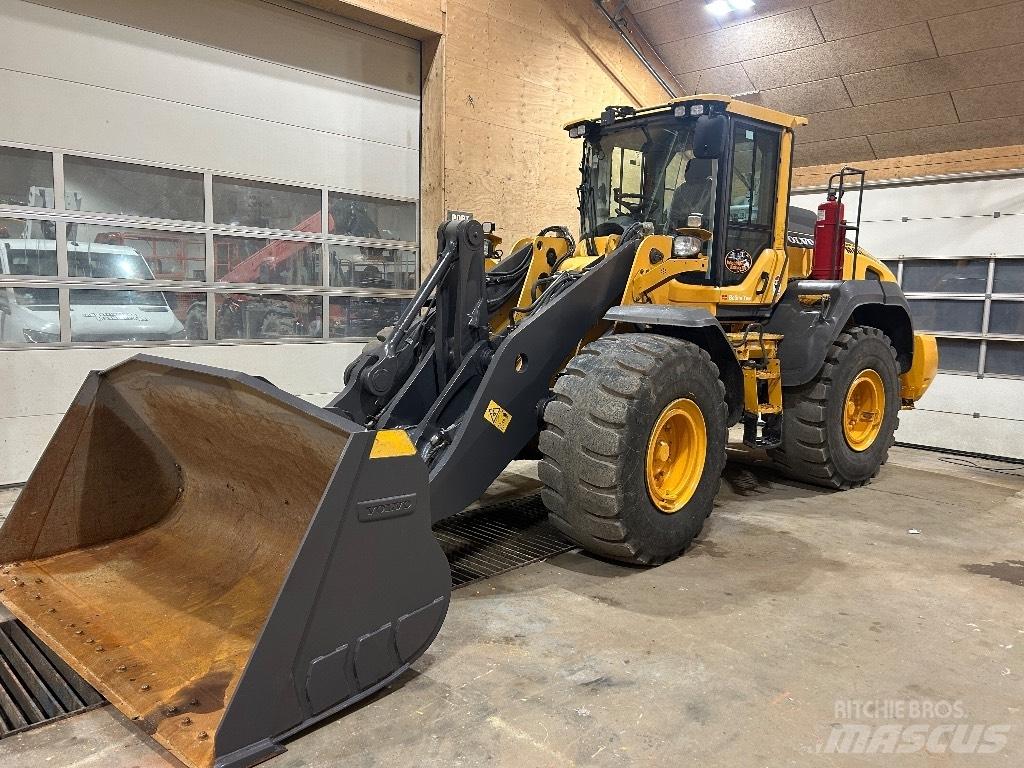 Volvo L 120 H Utovarivači na točkove