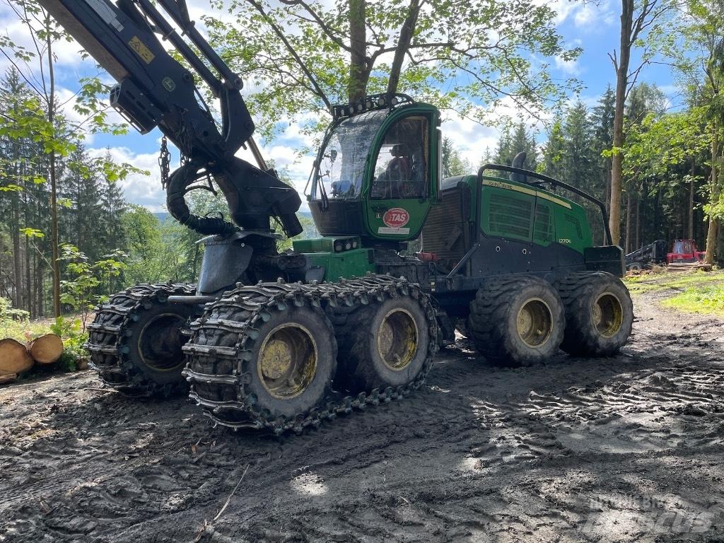 John Deere 1270G 8WD Harversteri