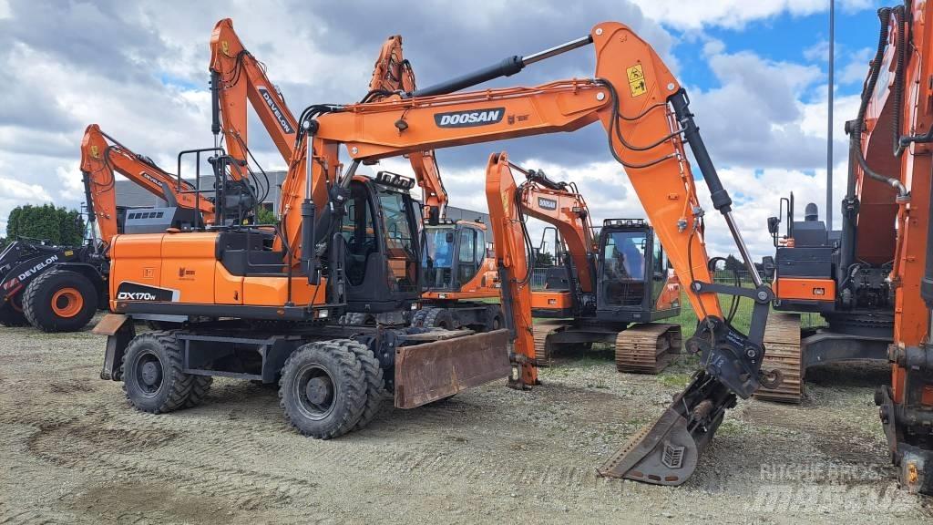 Doosan DX 170 W Bageri točkaši