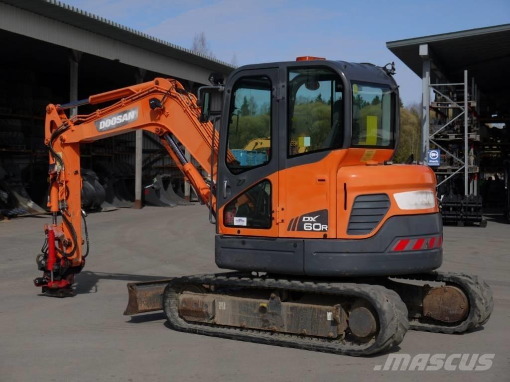 Doosan DX 60 R Mini bageri < 7t