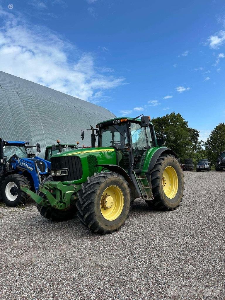 John Deere 6820 AP Traktori