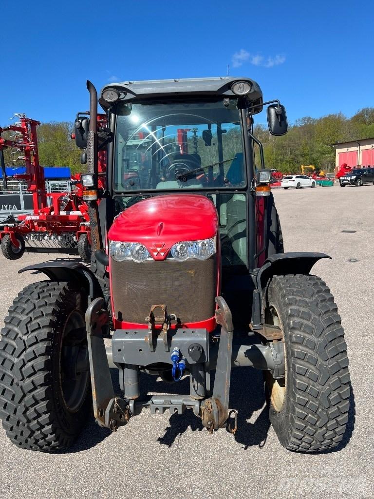 Massey Ferguson 3650 Traktori