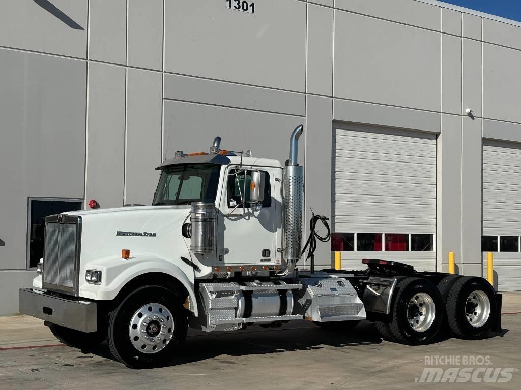 Western Star 4900 Tegljači