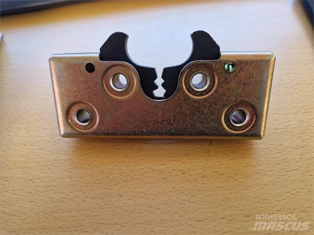 Eco Log CAT Kabine i unutrašnjost