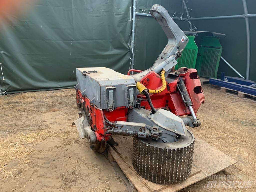 Log Max 7000 Glave za kombajne