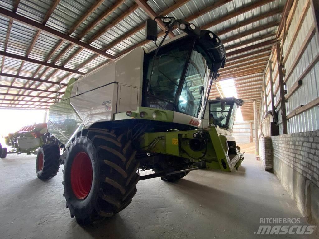 CLAAS Tucano 450 Kombajni