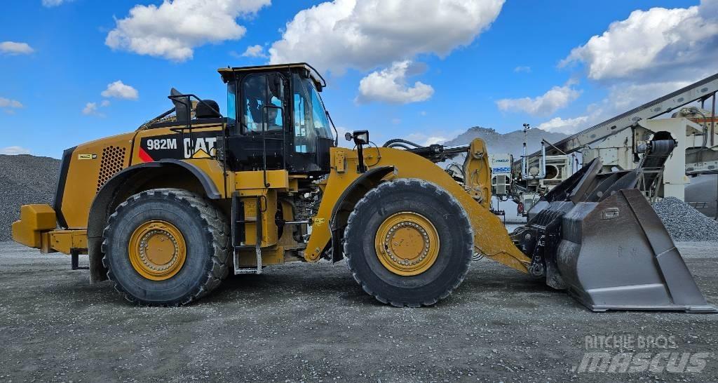 CAT 982 M Utovarivači na točkove