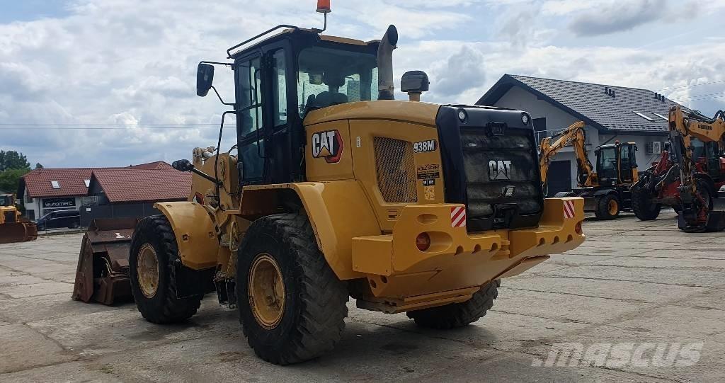 CAT 938M Utovarivači na točkove