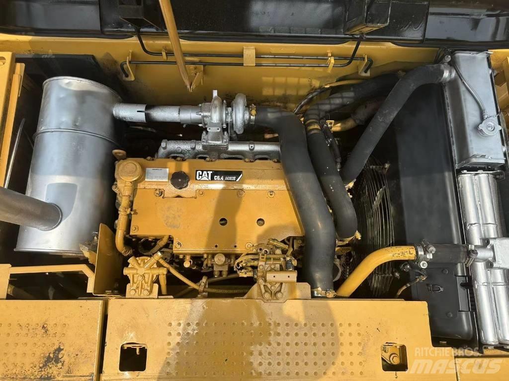CAT 320 D Bageri guseničari