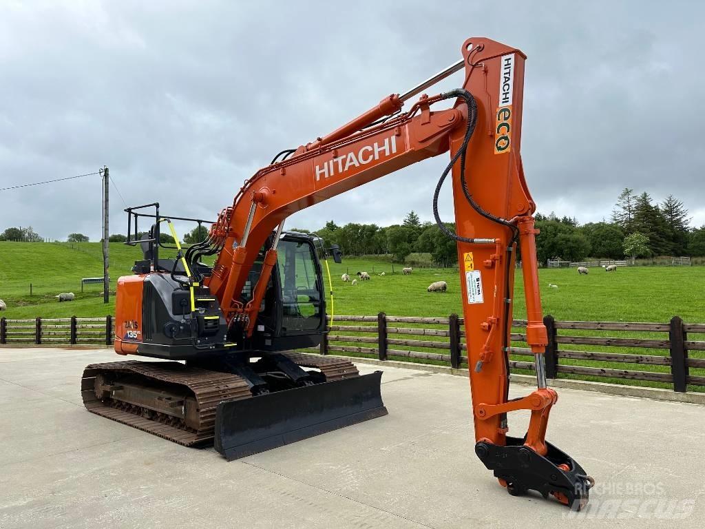 Hitachi ZX 135 US-6 Bageri guseničari