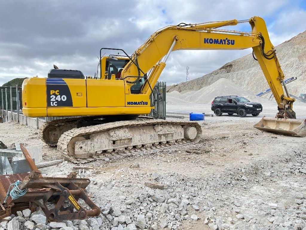 Komatsu PC 240 Bageri guseničari