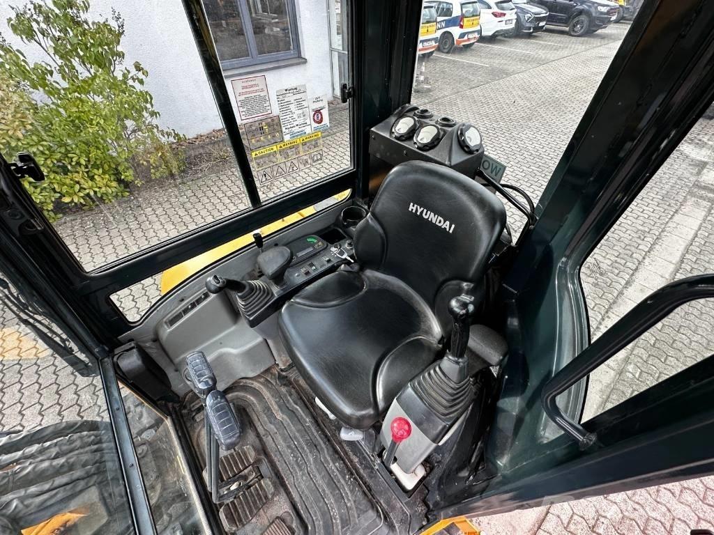 Hyundai R35Z 9 Mini bageri < 7t