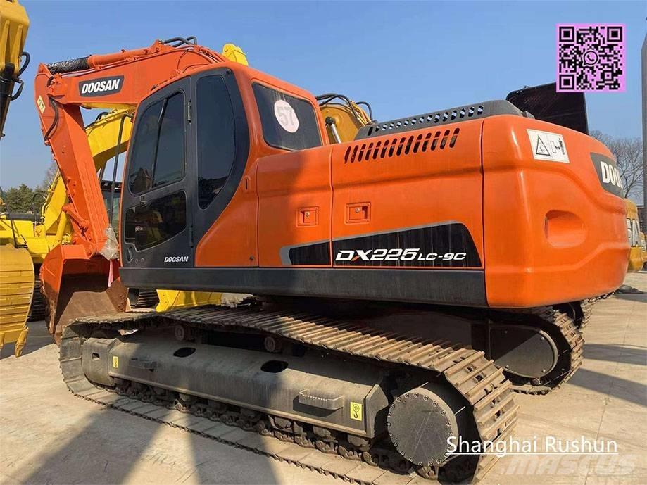 Doosan 225LC-9 Bageri guseničari