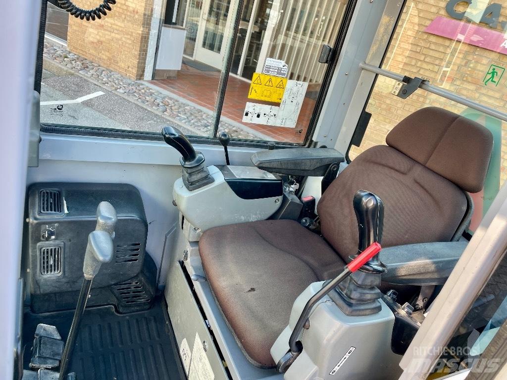 New Holland EC18 Mini bageri < 7t