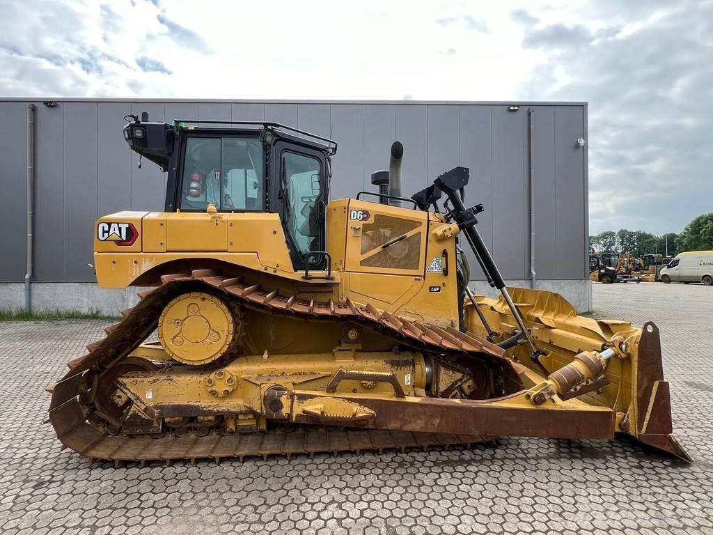CAT D6XE Buldožeri guseničari