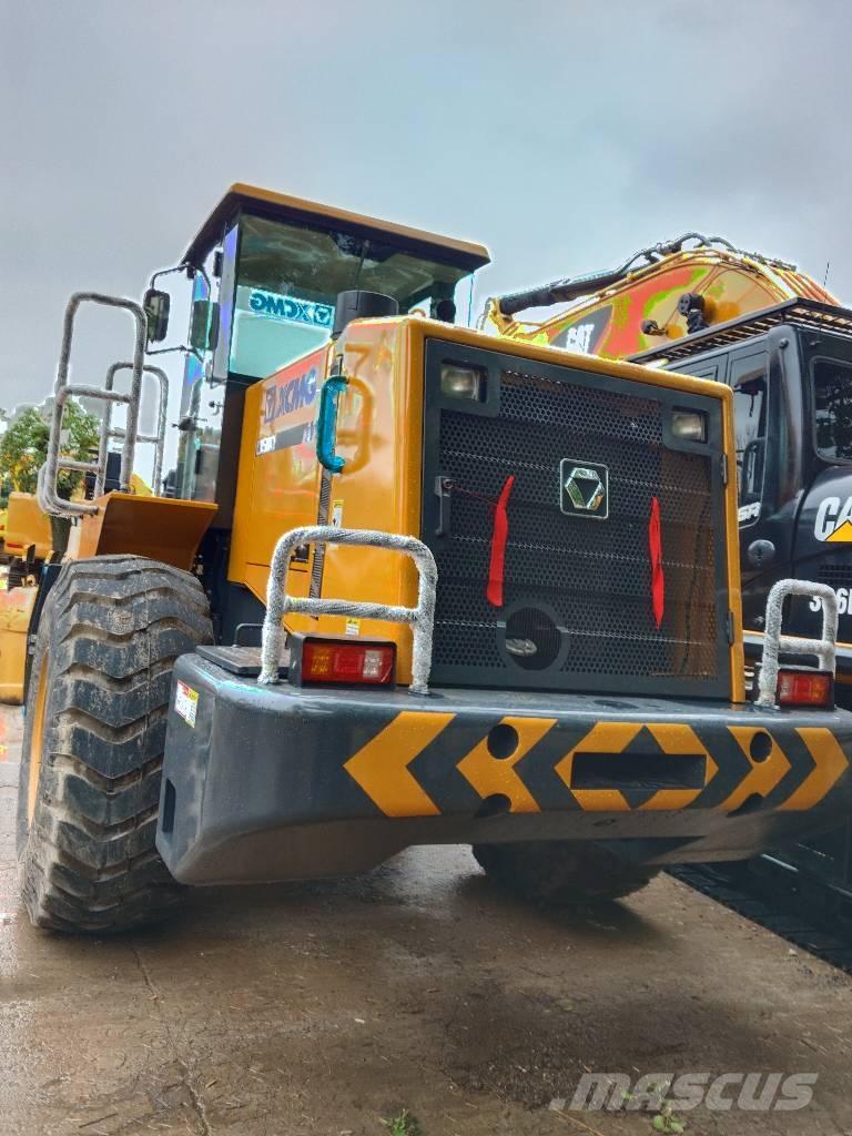 XCMG LW 500 KV Bageri guseničari