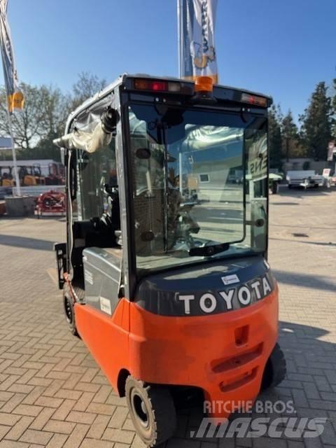 Toyota 8FBMT35 Električni viljuškari