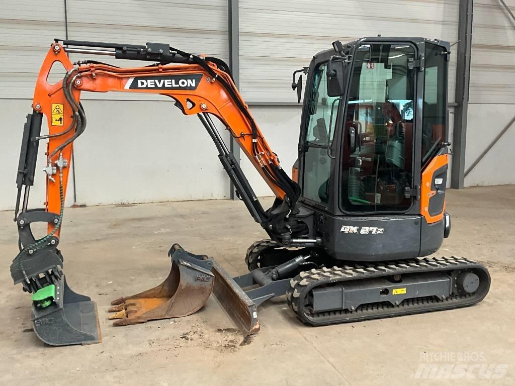 Develon DX 27 Z-7 Mini bageri < 7t