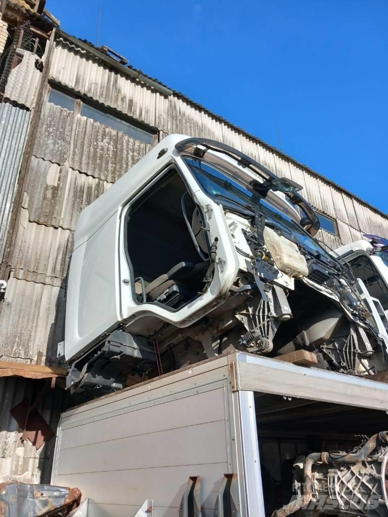 Renault Premium 460 Kabine i unutrašnjost