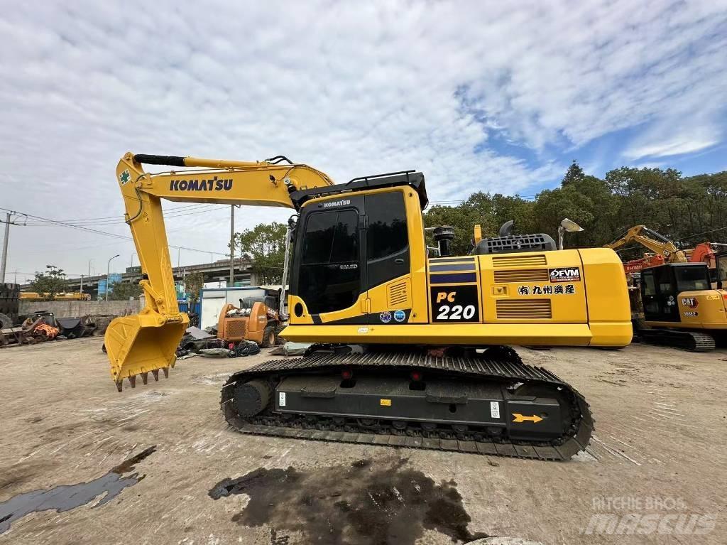 Komatsu PC 220 Bageri guseničari