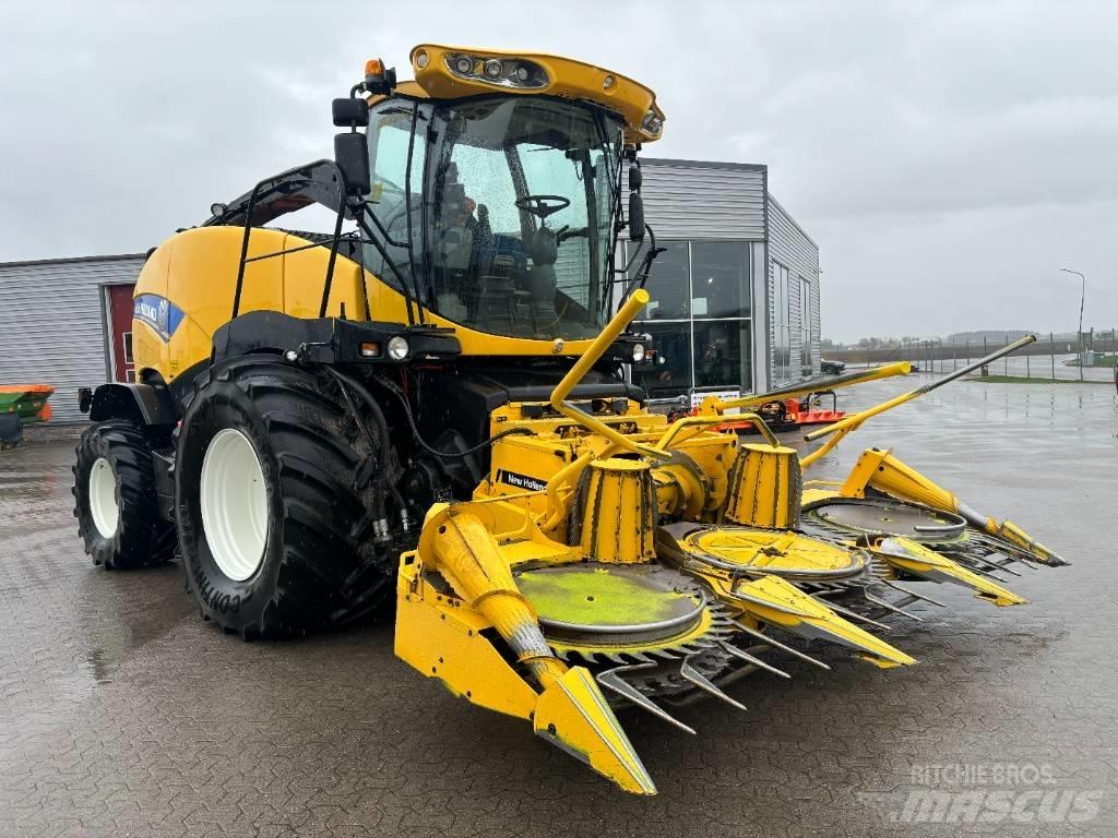 New Holland FR 500 Mašine za stočnu hranu sa sopstvenim pogonom