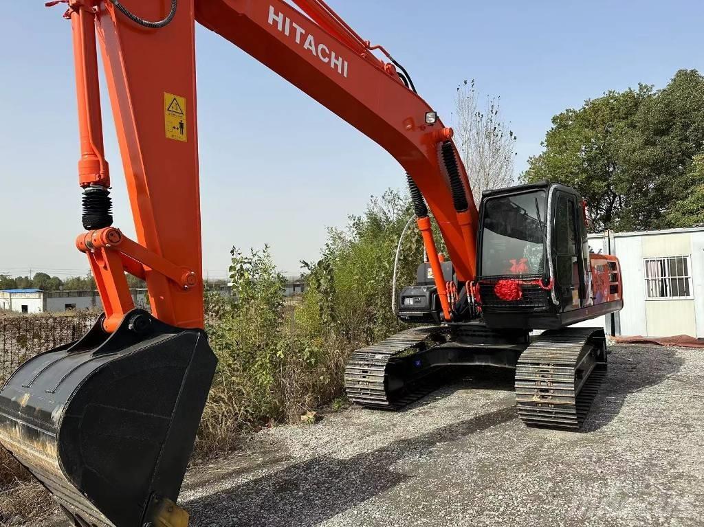 Hitachi ZX 200-6 Midi bageri 7t – 12t