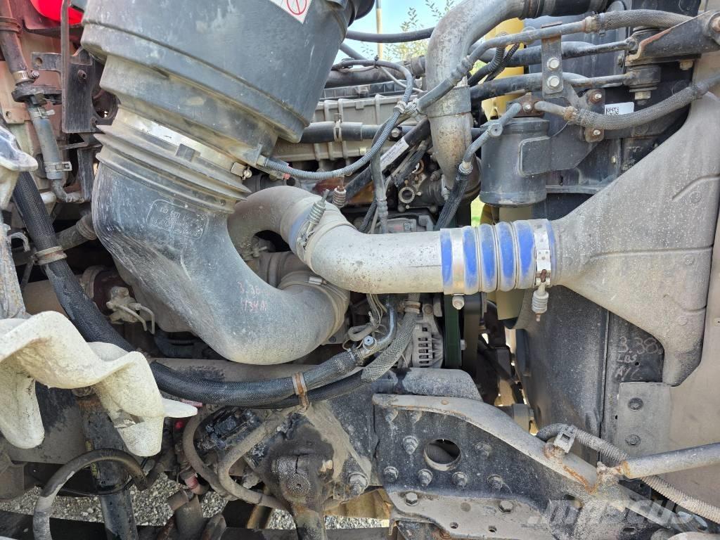 Western Star 4700 SB Tegljači