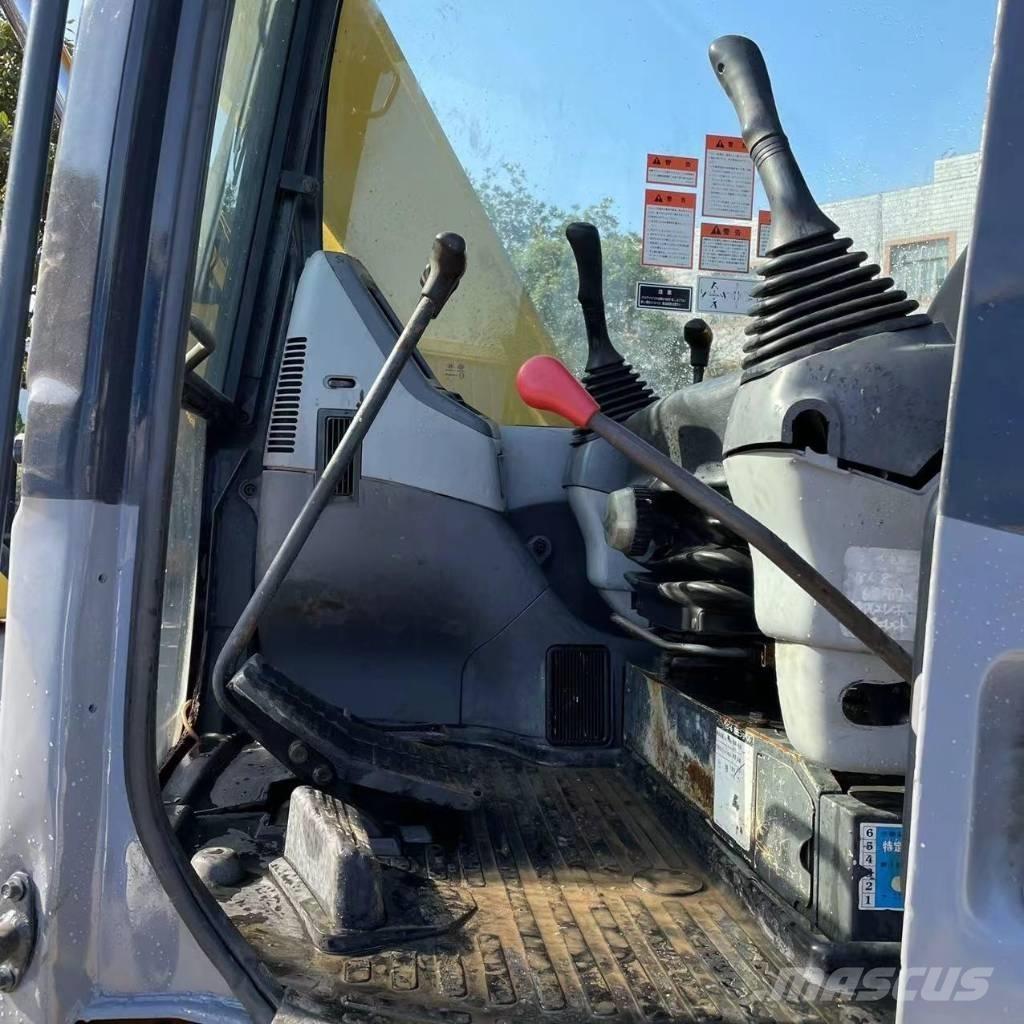 Komatsu PC 78 US Mini bageri < 7t
