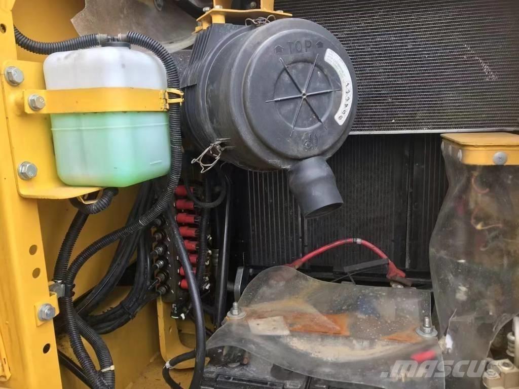 Komatsu PC 110 Bageri guseničari