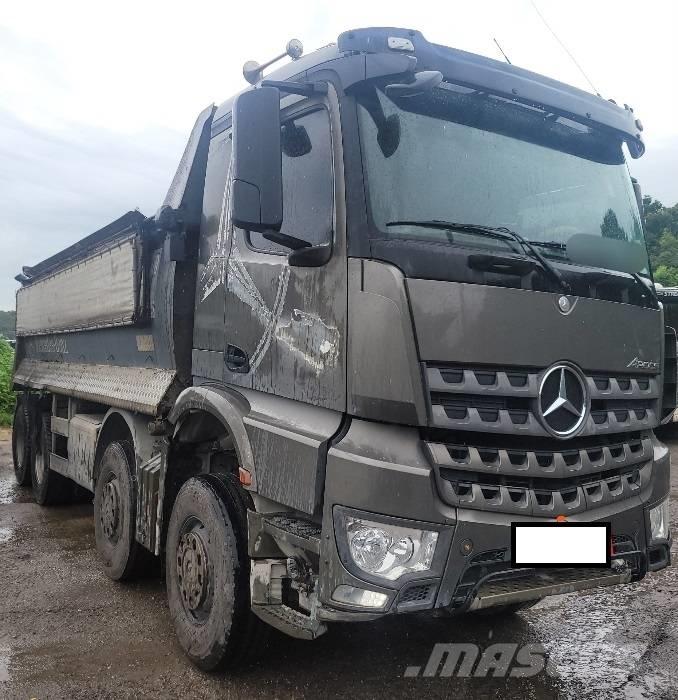 Mercedes-Benz 3951K Damperi za gradilište