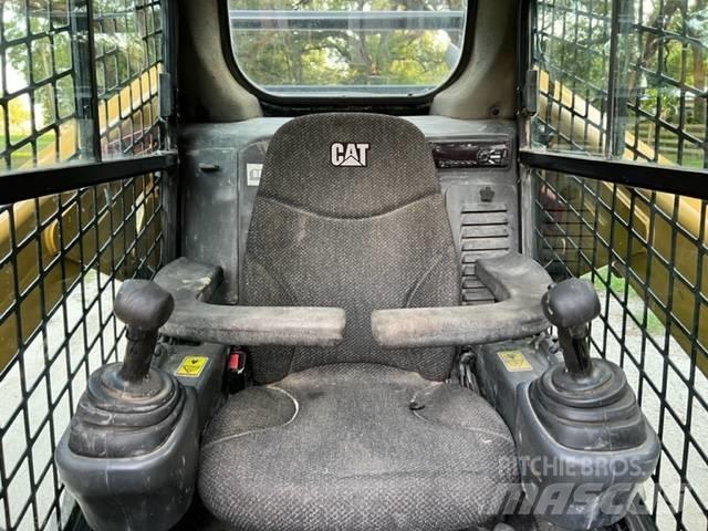 CAT 262 D Skid steer mini utovarivači