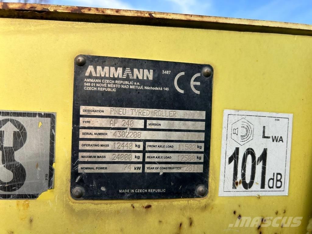 Ammann AP 240 Gumeni valjci na točkovima