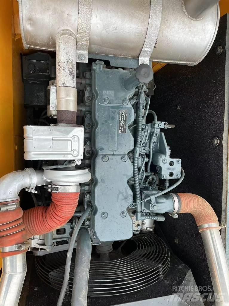Hyundai R220LC-9S Bageri guseničari