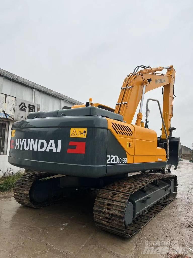 Hyundai R220LC-9S Bageri guseničari